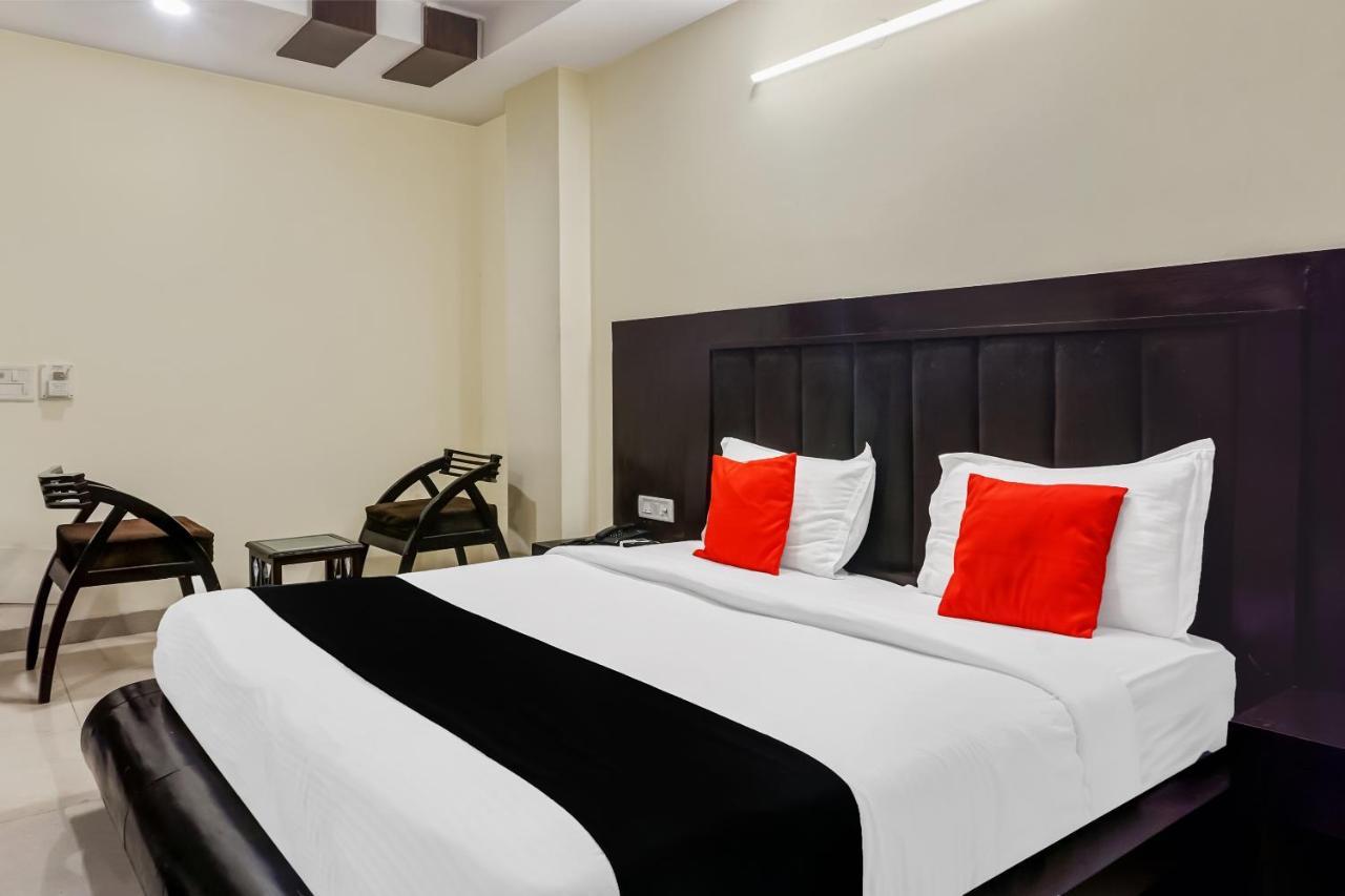 דלהי Capital O Hotel Jeyan Inn Near Gurudwara Shri Bangla Sahib מראה חיצוני תמונה